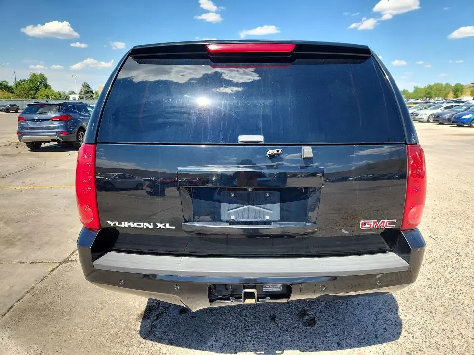2014 GMC YUKON XL K1500 SLT  