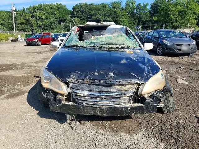 2014 CHRYSLER 200 LX  