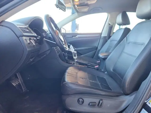 2018 VOLKSWAGEN PASSAT S  