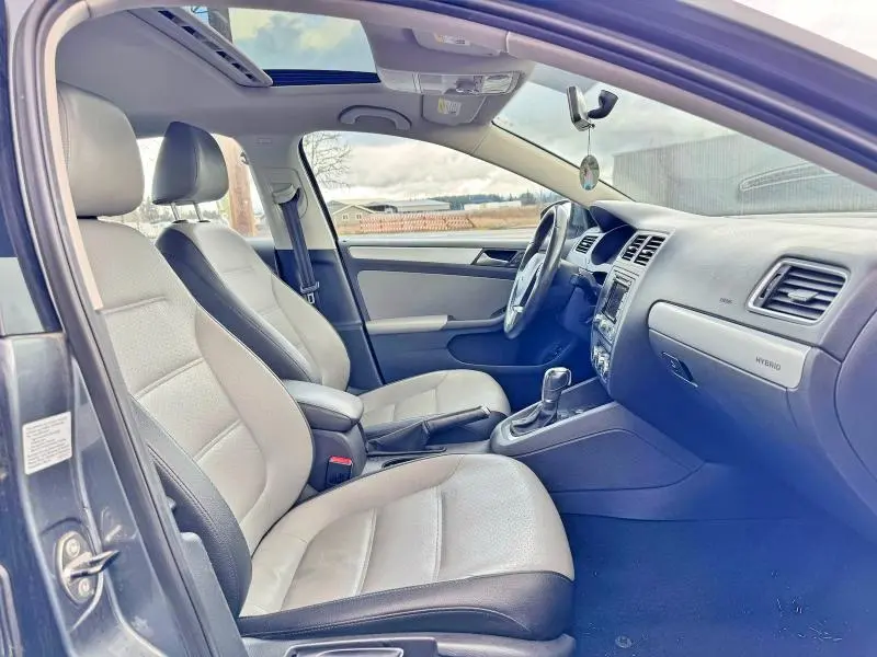 2013 VOLKSWAGEN JETTA HYBRID  