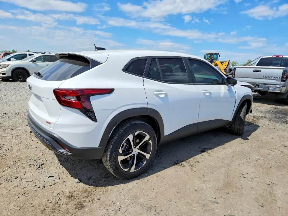 2025 CHEVROLET TRAX 1RS  