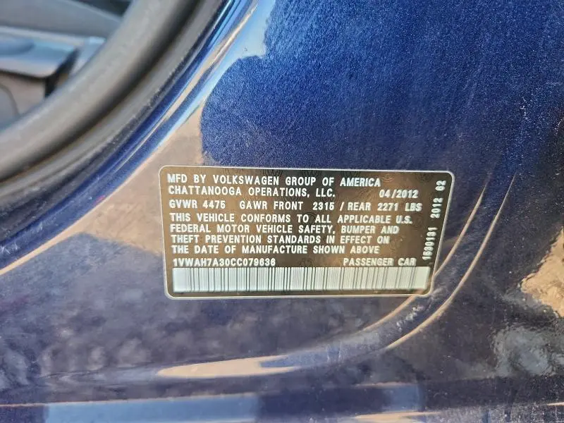 2012 VOLKSWAGEN PASSAT S  