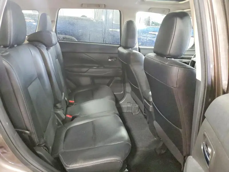 2017 MITSUBISHI OUTLANDER GT  
