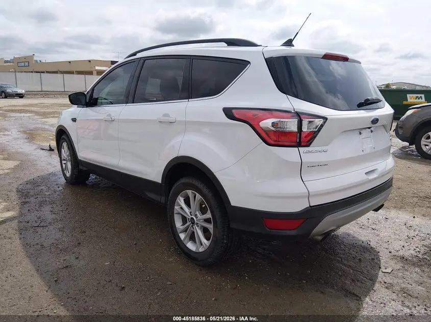 2018 FORD ESCAPE SE