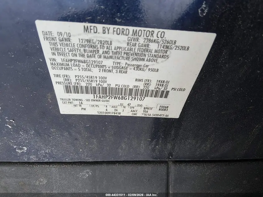 2011 FORD TAURUS LIMITED