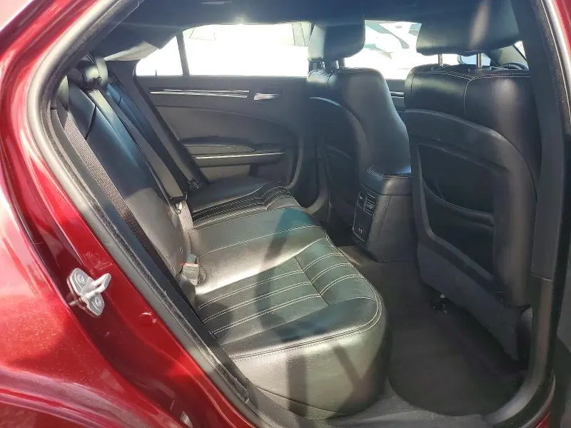 2019 CHRYSLER 300 S  
