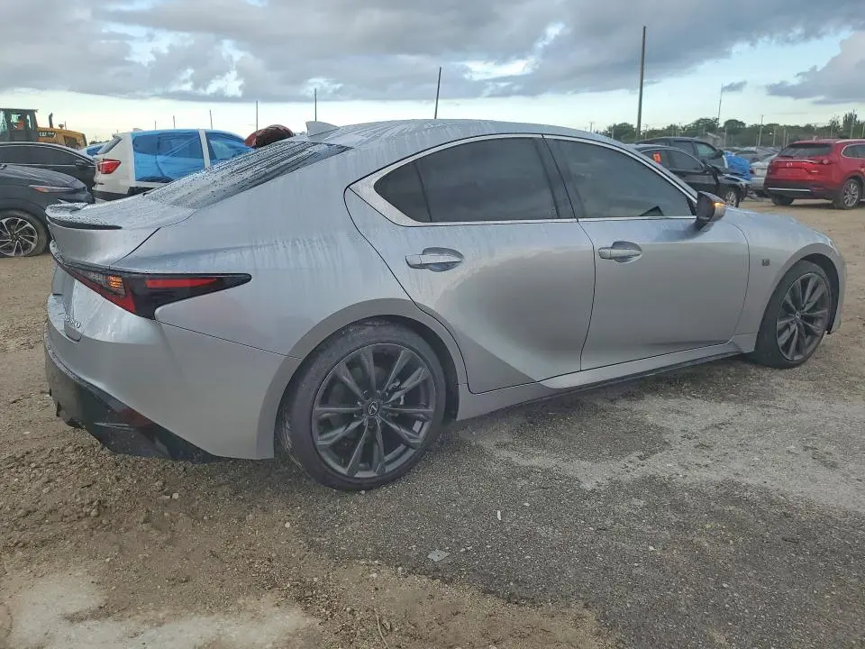 2025 LEXUS IS 350 F SPORT DESIGN  