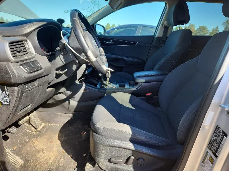 2016 KIA SORENTO LX V6  