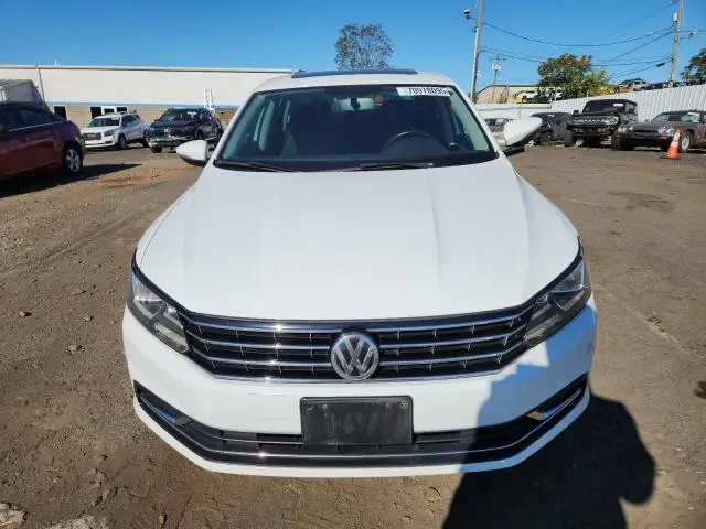2019 VOLKSWAGEN PASSAT WOLFSBURG  