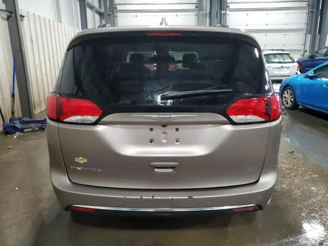 2017 CHRYSLER PACIFICA TOURING L  