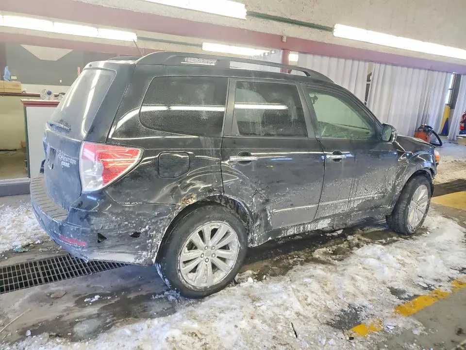 2013 SUBARU FORESTER 2.5X PREMIUM  
