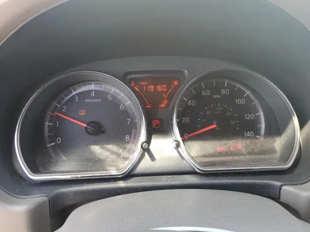2013 NISSAN VERSA S  