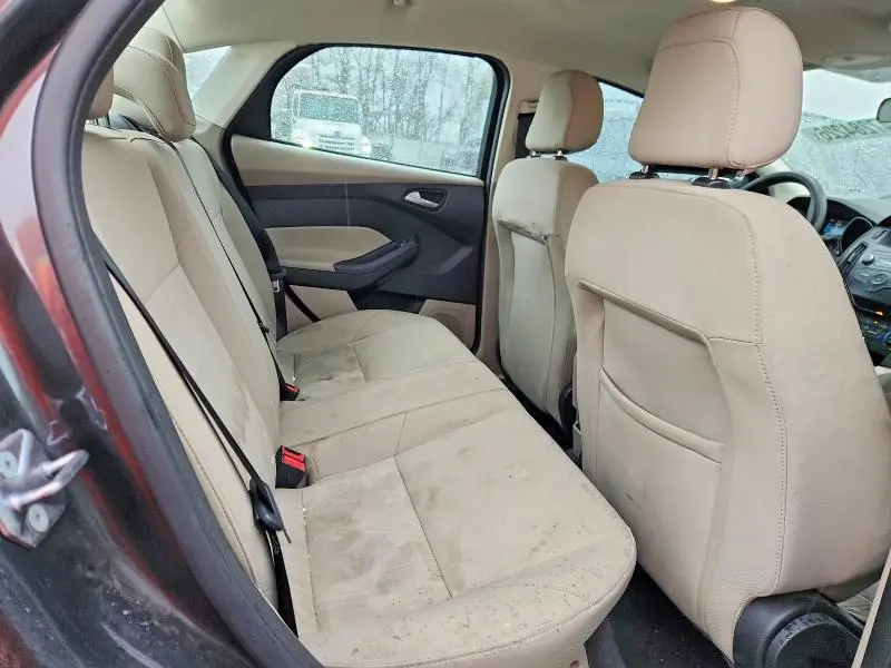 2018 FORD FOCUS SE  