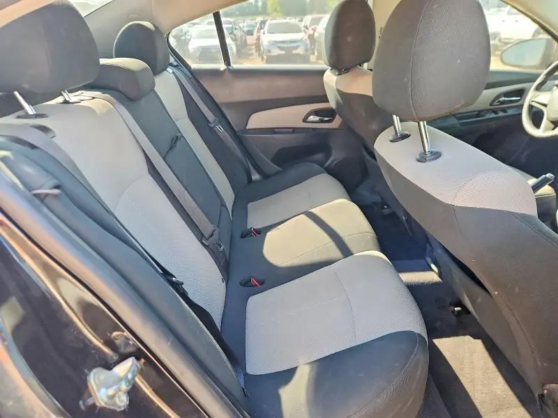 2011 CHEVROLET CRUZE LS  