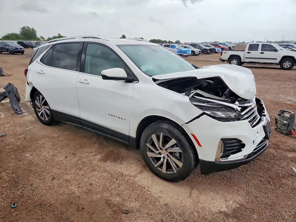 2022 CHEVROLET EQUINOX PREMIER  