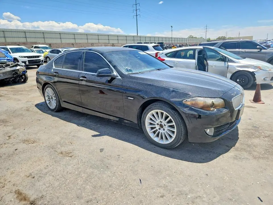 2011 BMW 550 XI  