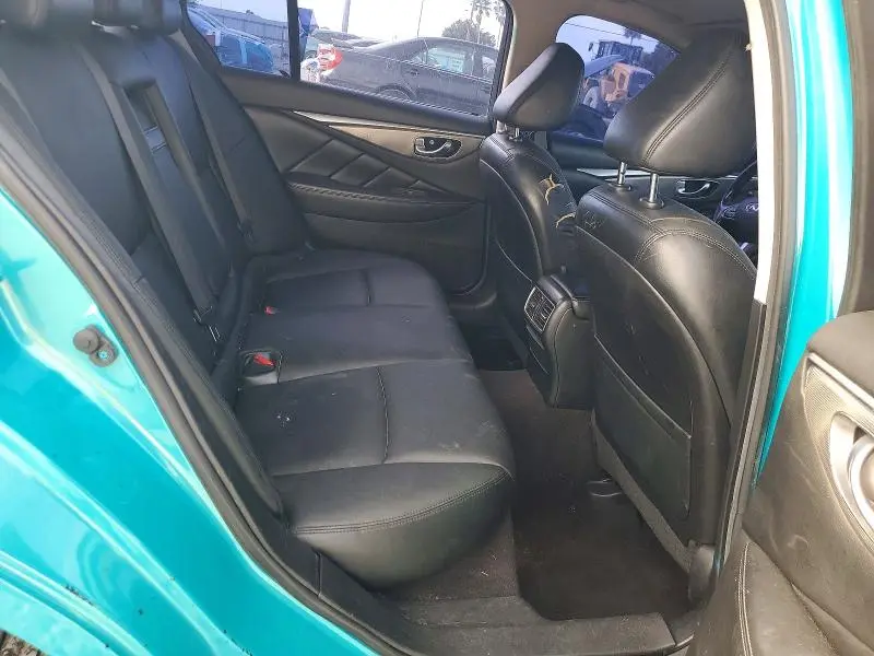 2015 INFINITI Q50 BASE  