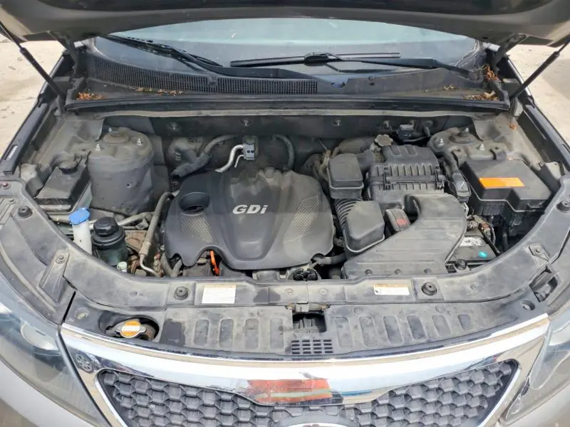 2012 KIA SORENTO LX  