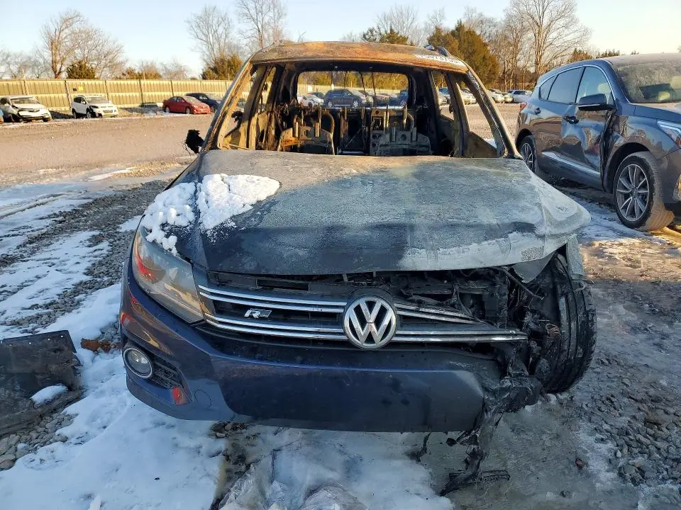 2016 VOLKSWAGEN TIGUAN S  