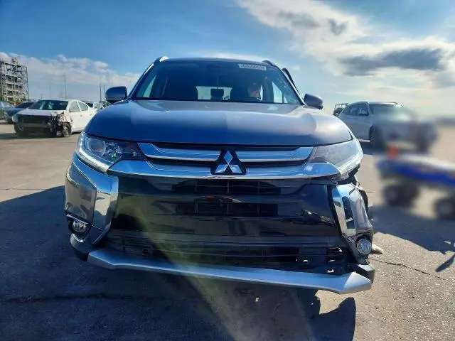 2018 MITSUBISHI OUTLANDER SE  