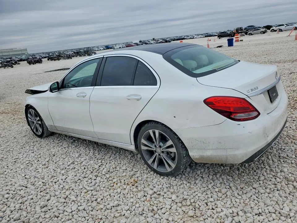 2015 MERCEDES-BENZ C 300  