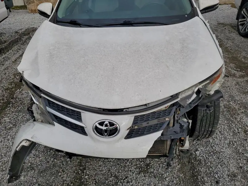 2014 TOYOTA RAV4 XLE  