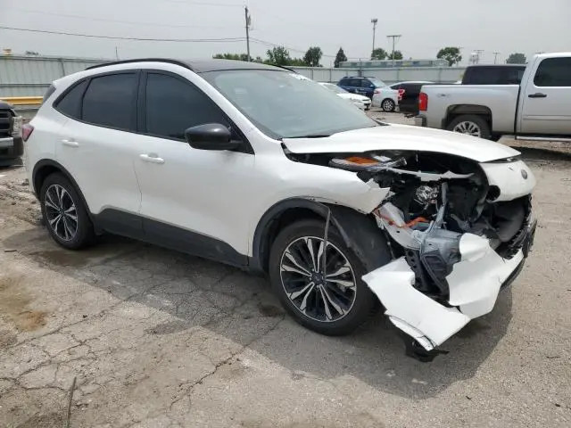2021 FORD ESCAPE SE  