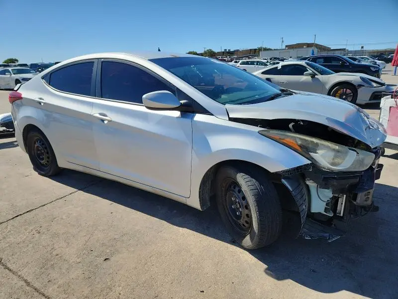 2016 HYUNDAI ELANTRA   