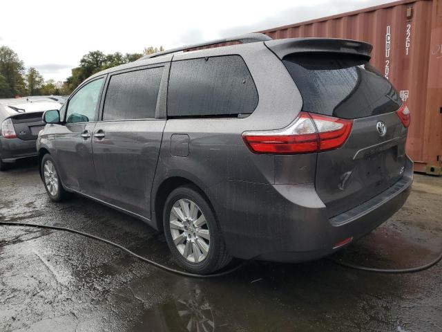 2016 TOYOTA SIENNA XLE