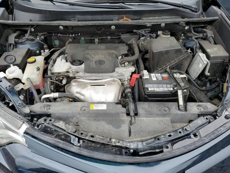 2018 TOYOTA RAV4 SE  