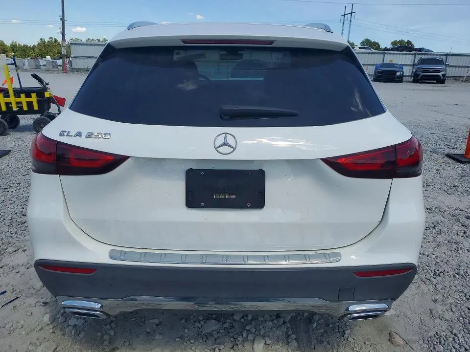 2021 MERCEDES-BENZ GLA 250  