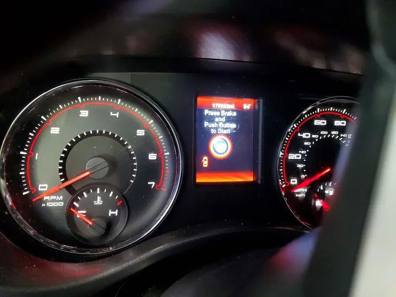 2012 DODGE CHARGER SE  