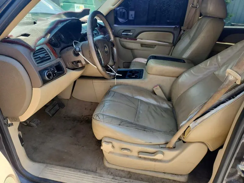 2010 CHEVROLET SUBURBAN C1500 LT  