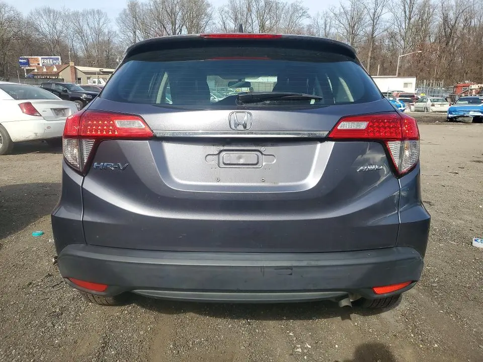 2021 HONDA HR-V LX  