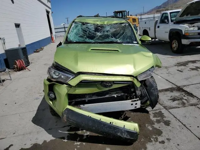 2023 TOYOTA 4RUNNER SE  