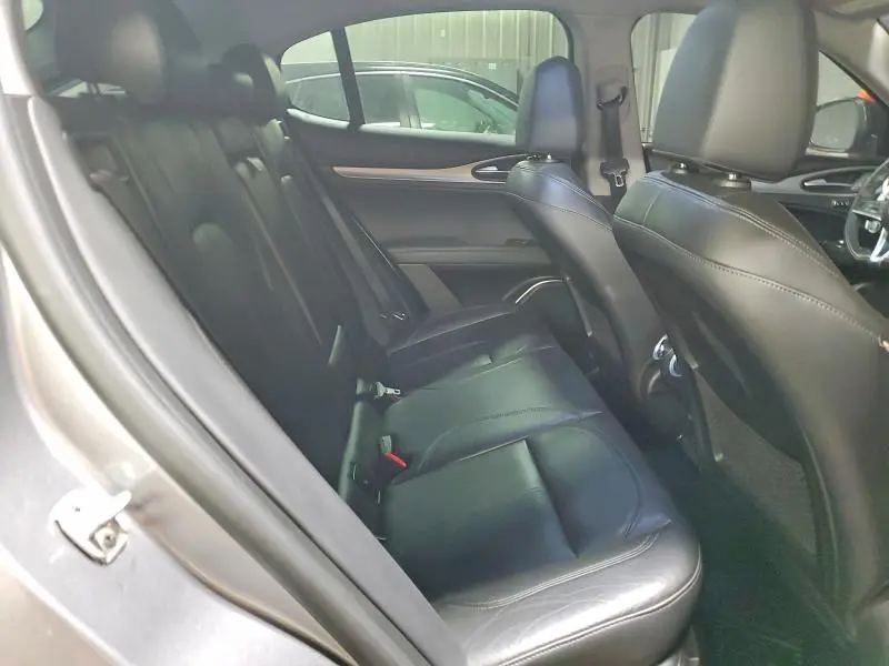 2018 ALFA ROMEO STELVIO SPORT  