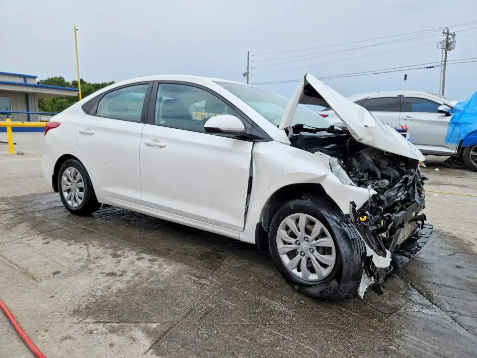 2020 HYUNDAI ACCENT SE  