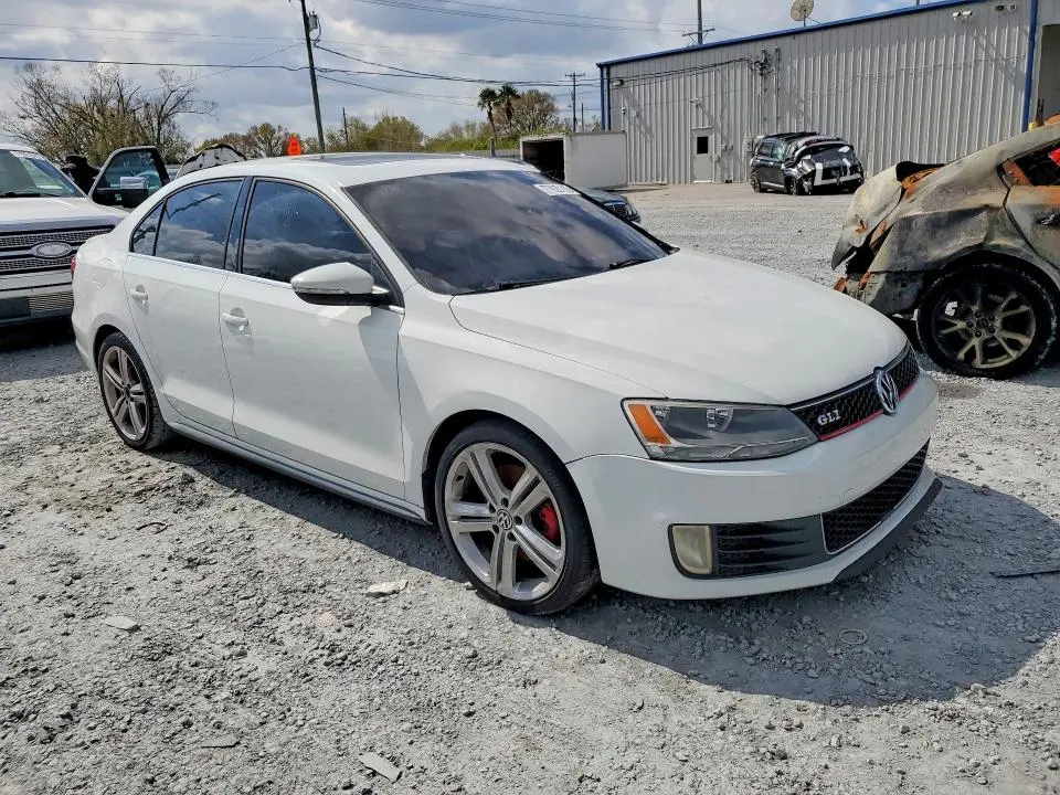 2015 VOLKSWAGEN JETTA GLI  