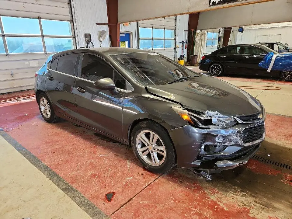 2017 CHEVROLET CRUZE LT  