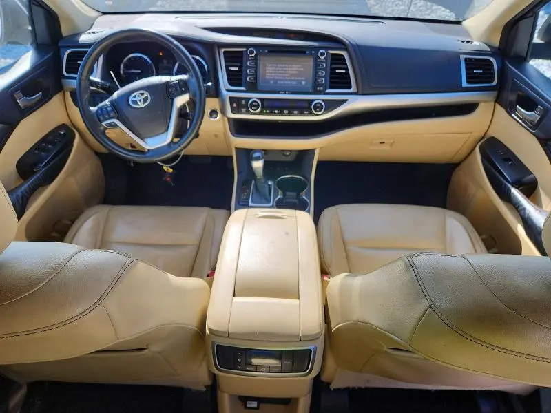 2014 TOYOTA HIGHLANDER XLE  