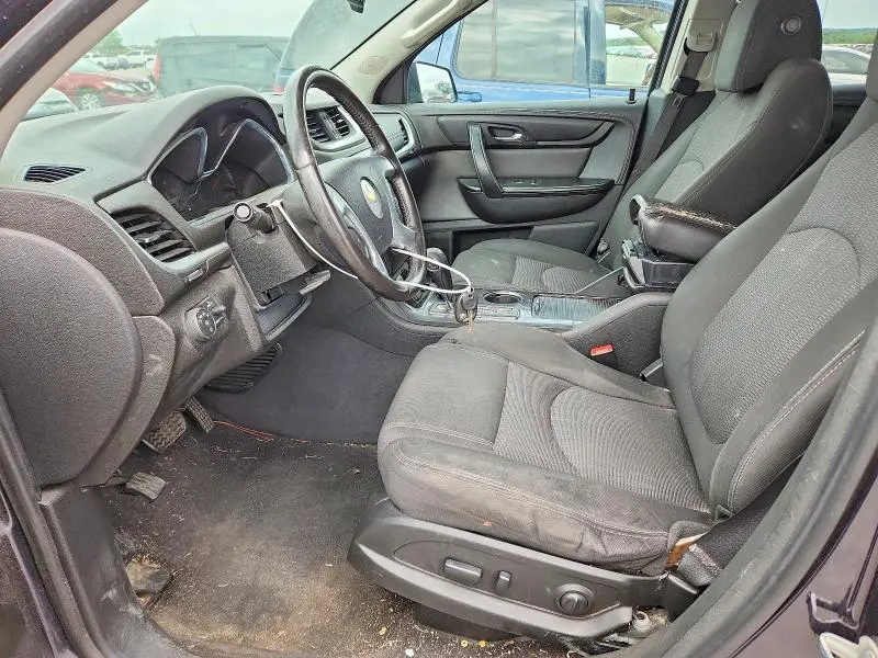 2017 CHEVROLET TRAVERSE LT  