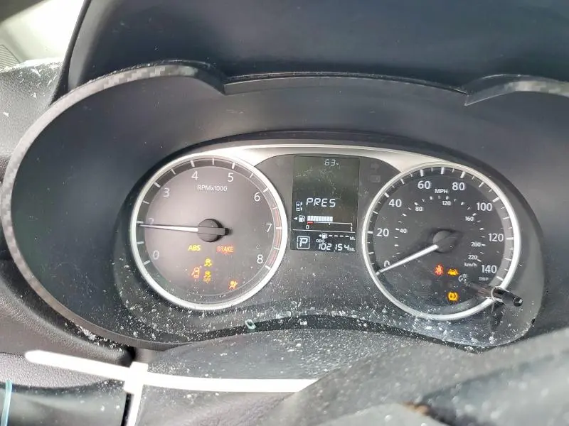 2020 NISSAN VERSA S  