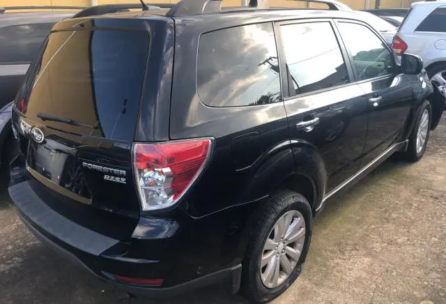 2013 SUBARU FORESTER LIMITED  