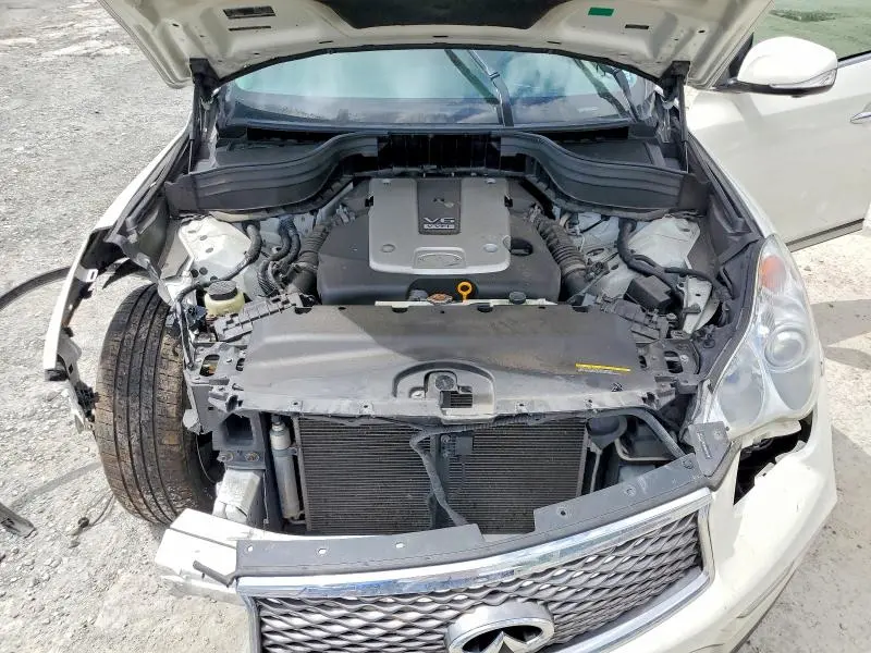 2016 INFINITI QX50 BASE  