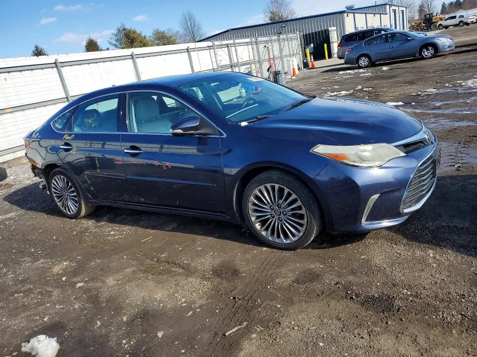 2016 TOYOTA AVALON XLE  