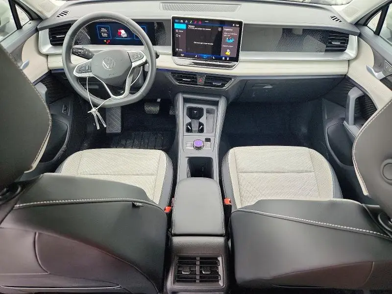 2025 VOLKSWAGEN TIGUAN SE  