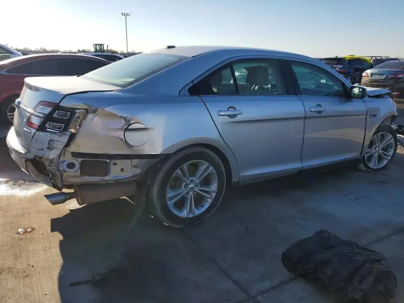 2017 FORD TAURUS SE  