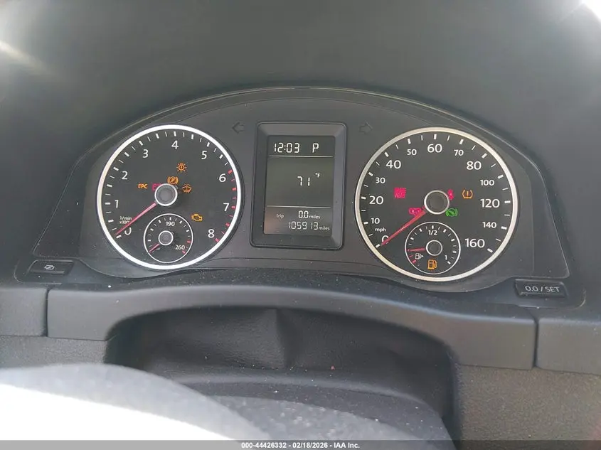 2011 VOLKSWAGEN TIGUAN S