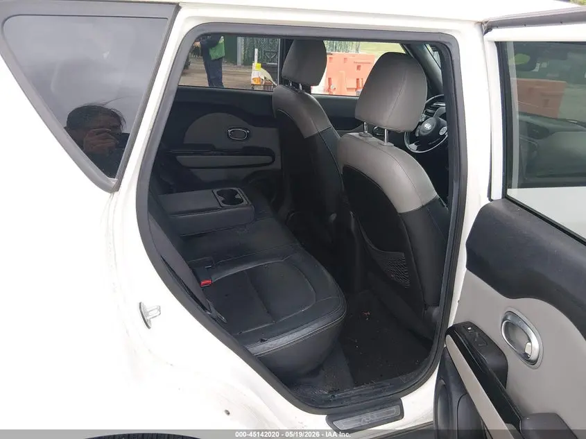 2014 KIA SOUL +
