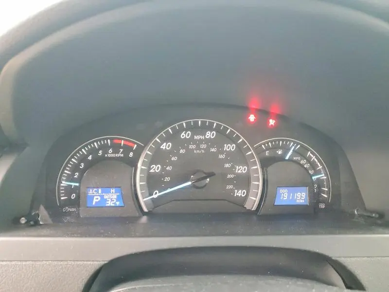 2012 TOYOTA CAMRY BASE  